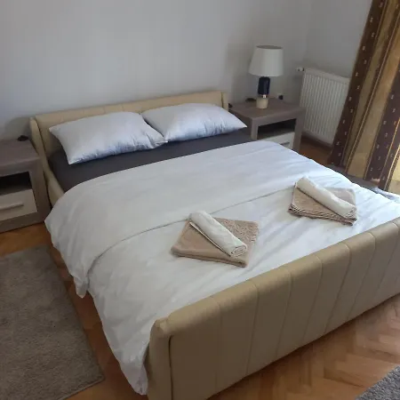 Nova Dom Apartment *