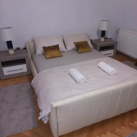 Nova Dom Apartment *